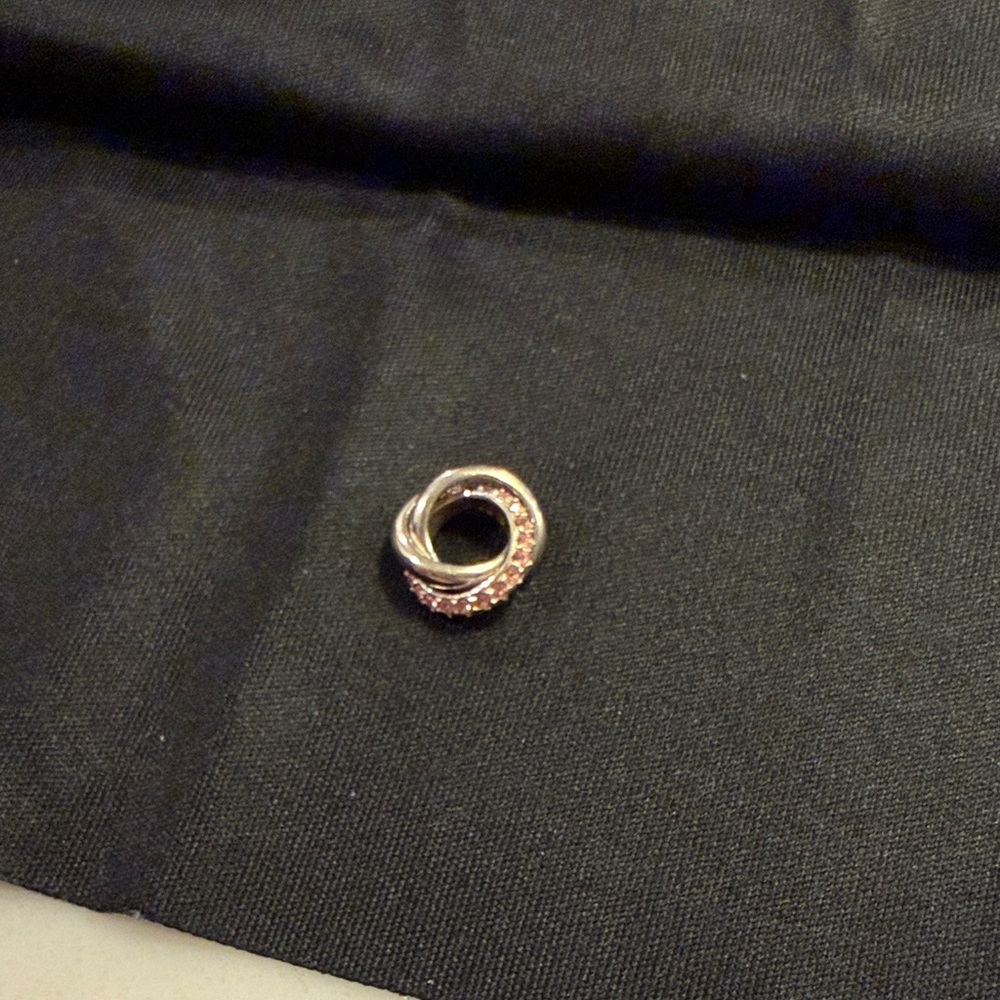 Chamilia Sterling Silver Interlocking Circles Cha… - image 1